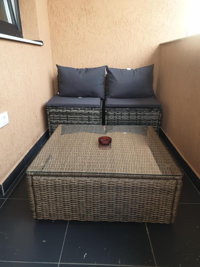 Apartament Dem Radulescu Langa Strand Ramnicu Valcea Luaran gambar